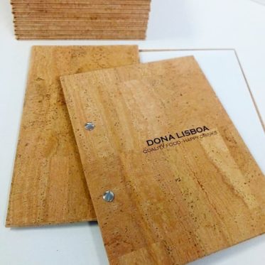 Capa de ementa carta de restaurante em cortiça personalizar