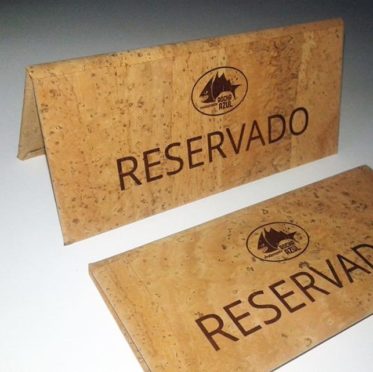 reservados de mesa de restaurante em cortiça personalizar